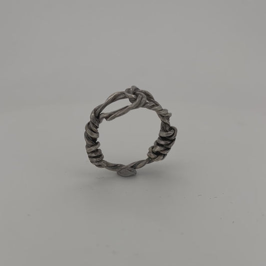 NOOSE RING